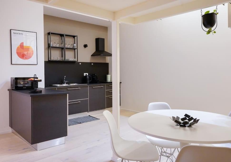 Ferienwohnung Navigli-Bocconi Spazio Luce Design Mailand Exterior foto